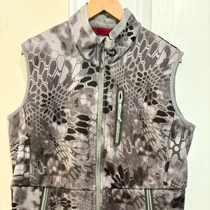 Kryptek men’s soft shell vest